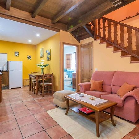 Apartamentos Castrovaselle Nº2 Тапія-де-Касар'єго Екстер'єр фото